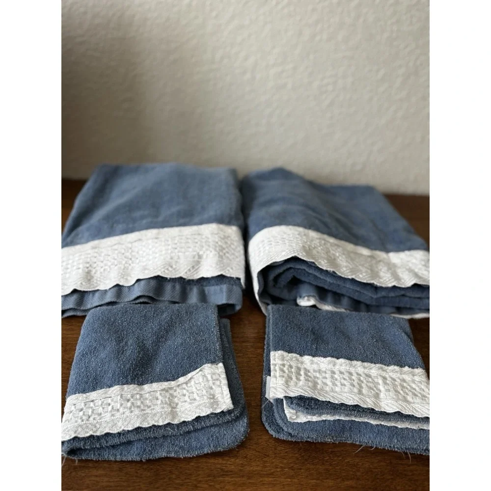 Avanti vintage towel